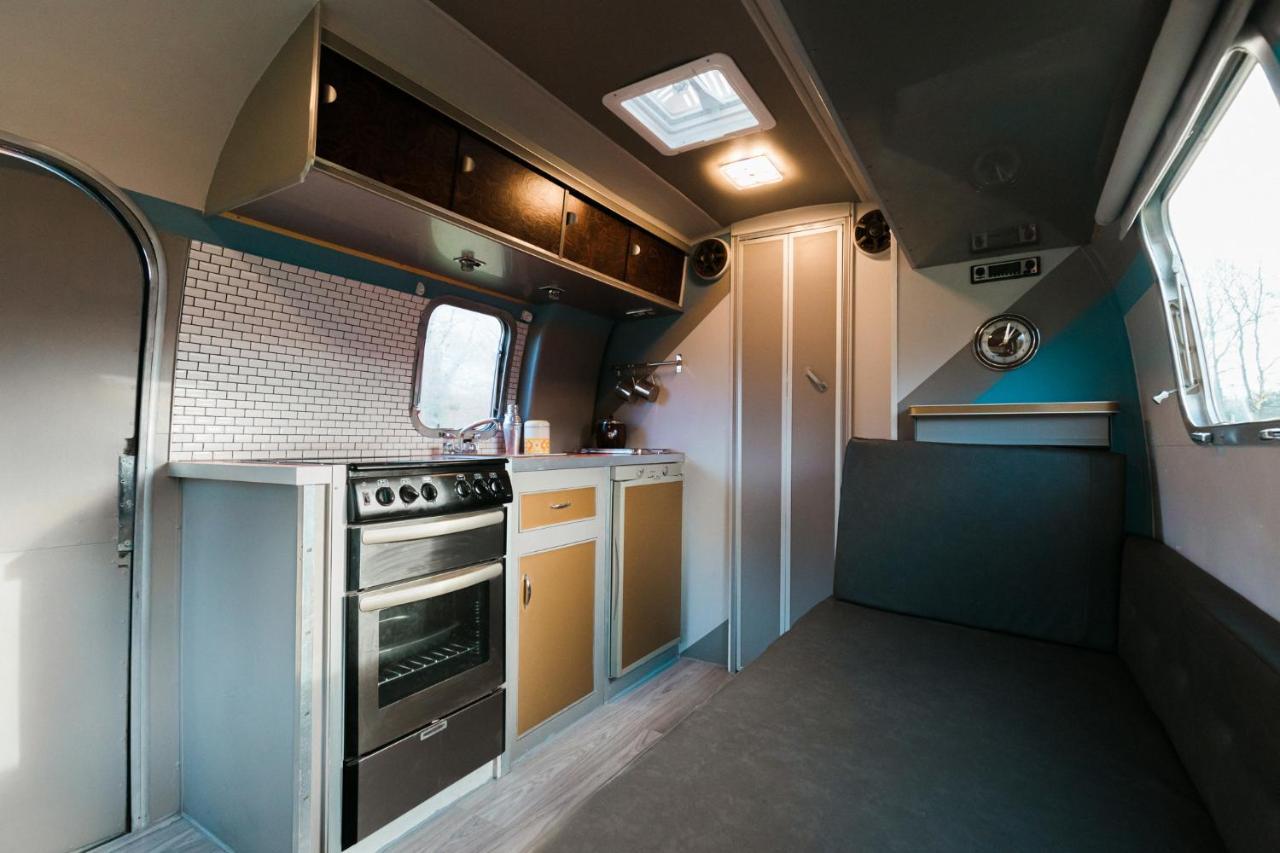 Silver Airstream Glamping & Rental Chichester Exterior photo