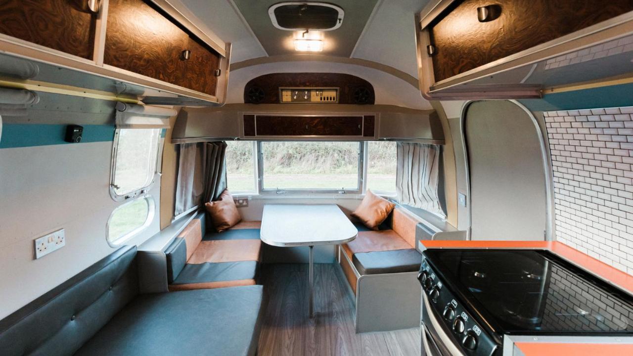 Silver Airstream Glamping & Rental Chichester Exterior photo