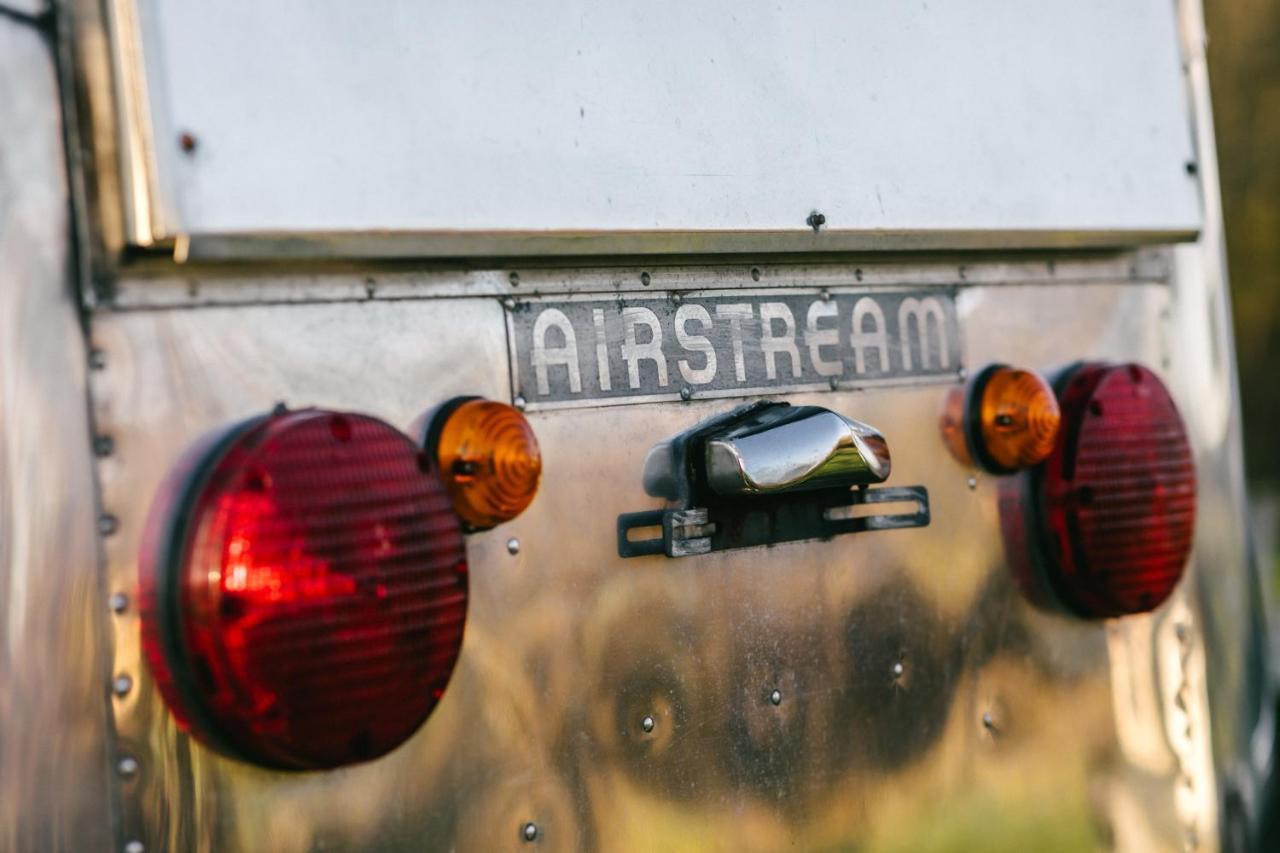 Silver Airstream Glamping & Rental Chichester Exterior photo