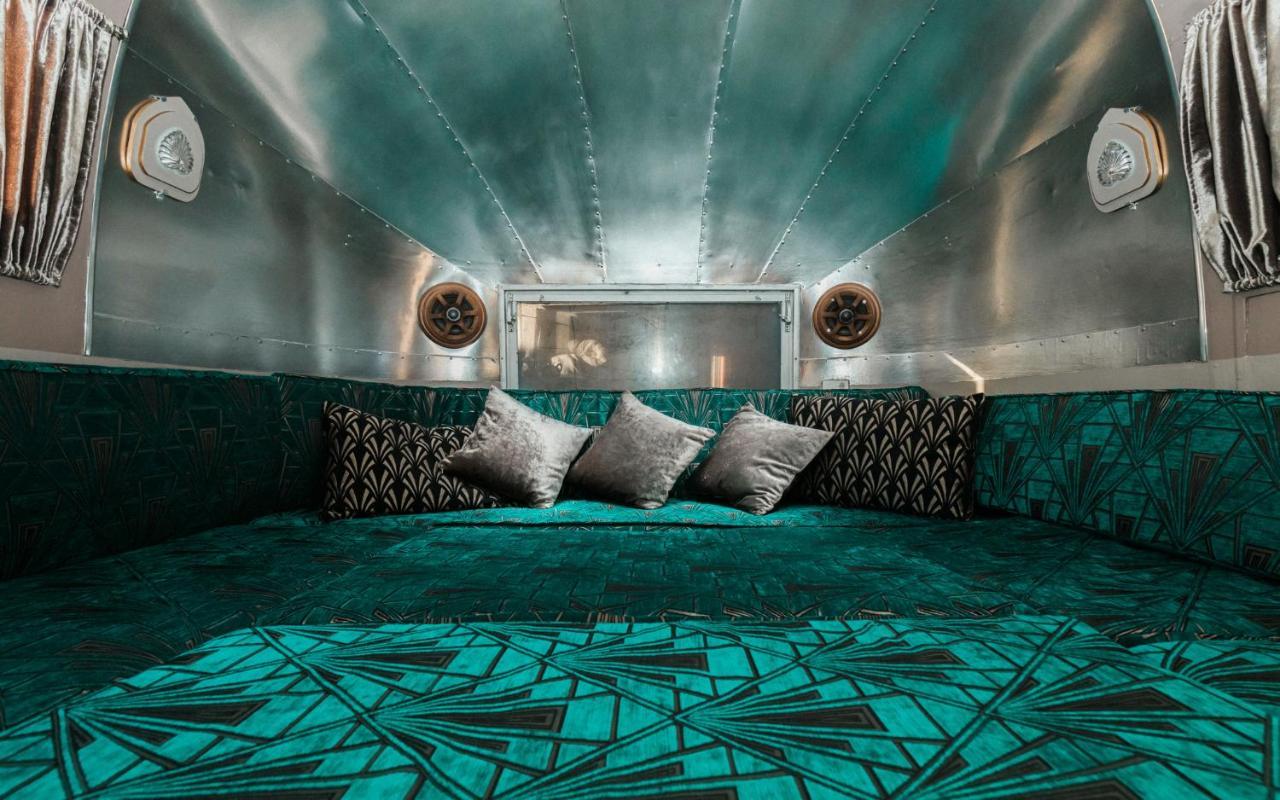 Silver Airstream Glamping & Rental Chichester Exterior photo