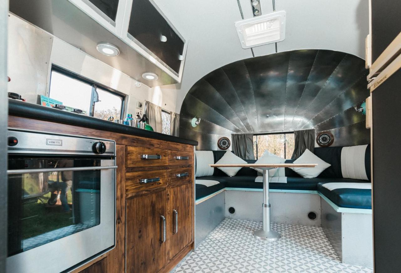 Silver Airstream Glamping & Rental Chichester Exterior photo