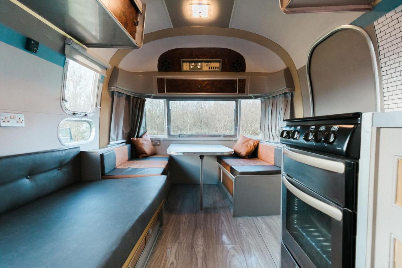 Silver Airstream Glamping & Rental Chichester Exterior photo