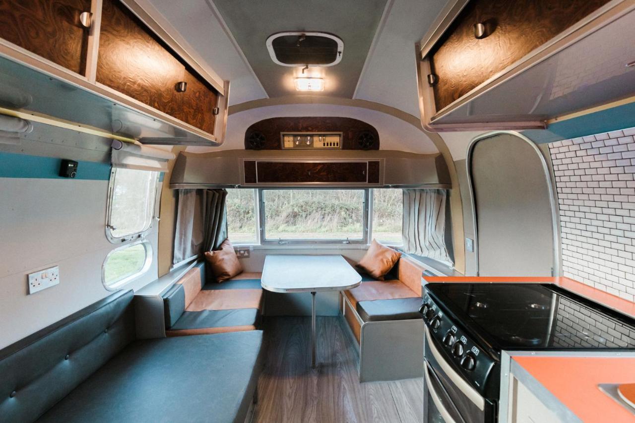 Silver Airstream Glamping & Rental Chichester Exterior photo