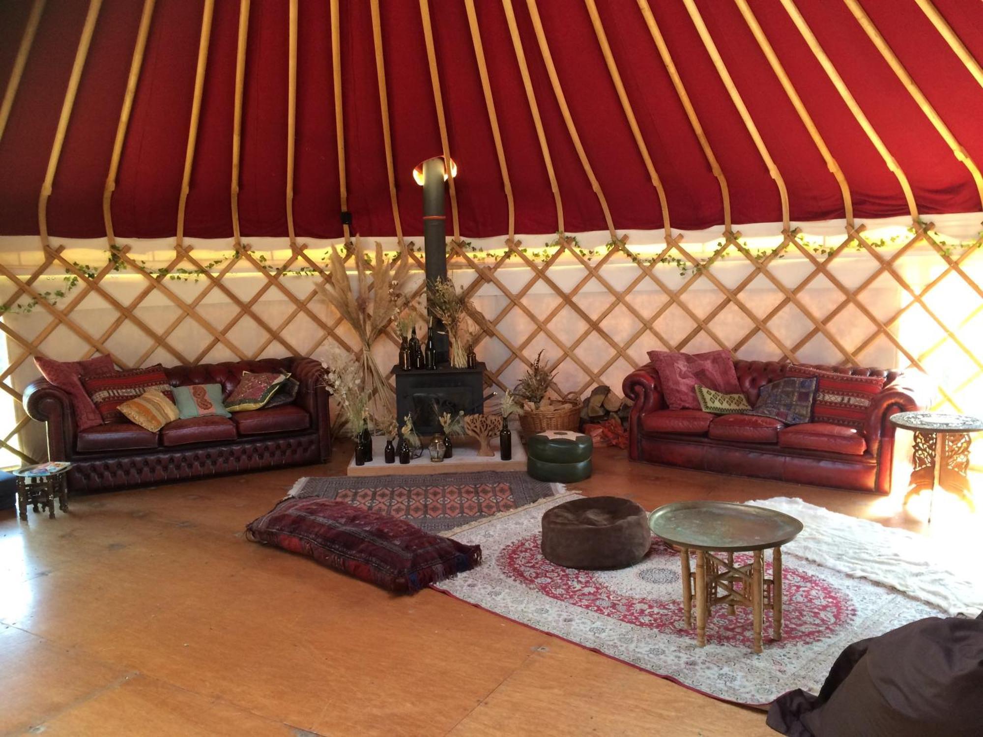 Silver Airstream Glamping & Rental Chichester Exterior photo