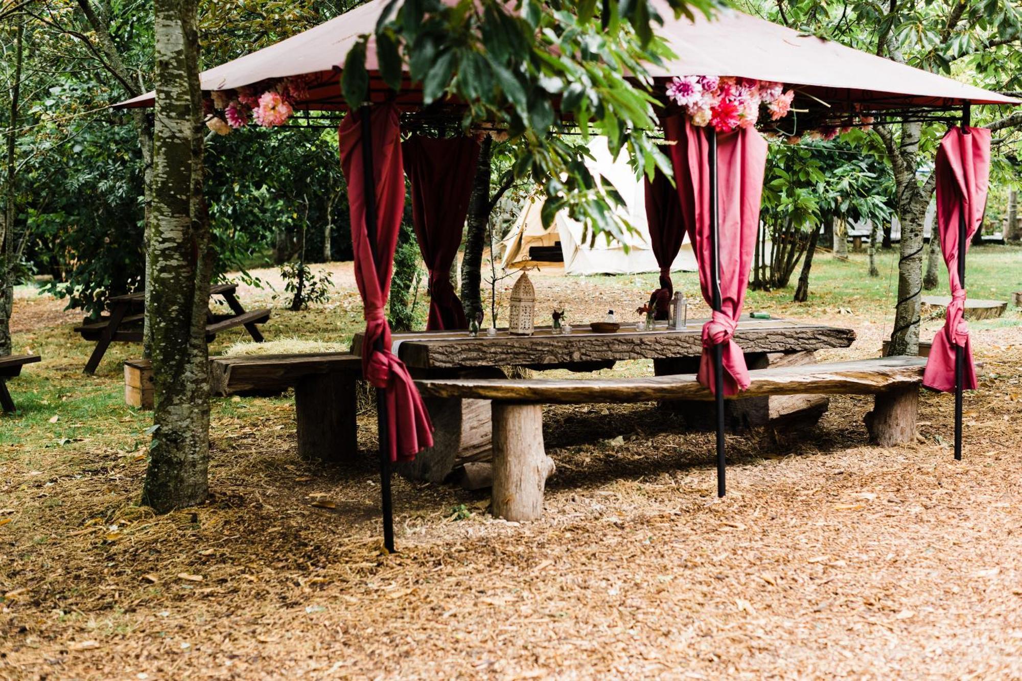 Silver Airstream Glamping & Rental Chichester Exterior photo